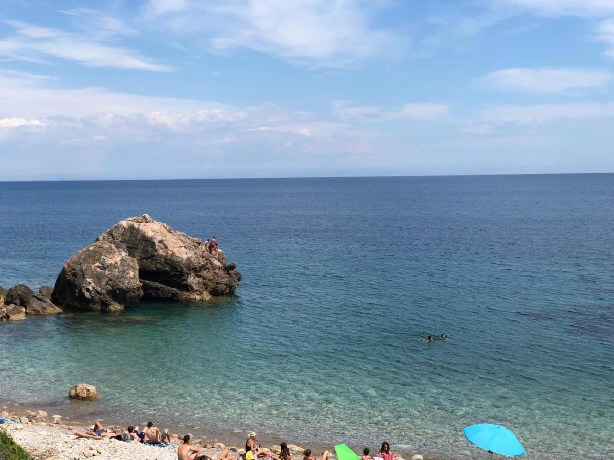 Residenza Santa Maria In Borraccia Bed & Breakfast Маляно ин Тоскана Екстериор снимка